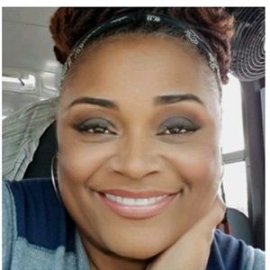 Meet your Posher, Melisa